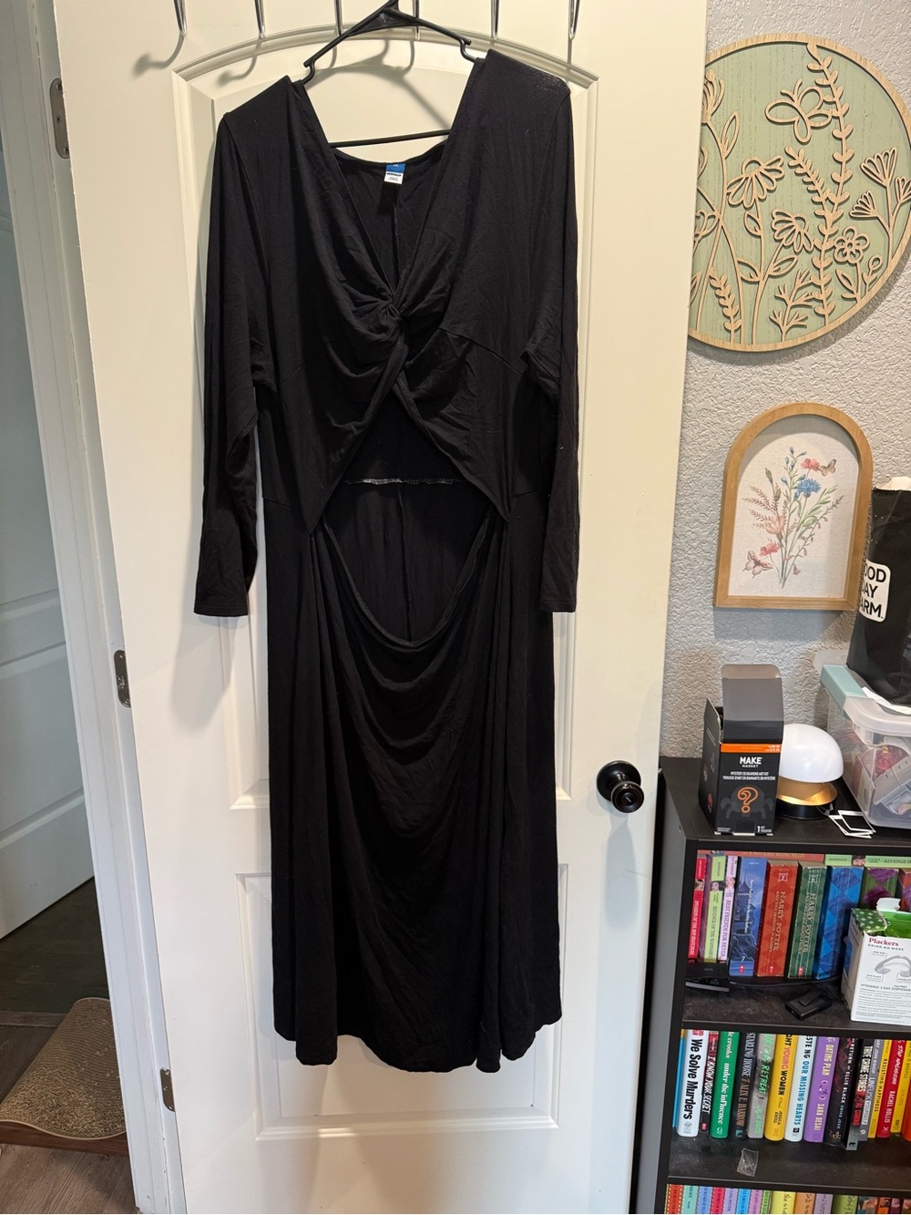 Old Navy Black Long-Sleeve Twist-Detail Maxi Dress
